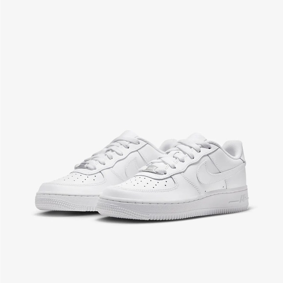 Nike Air Force 1 big kids NWT white - Picture 2 of 15